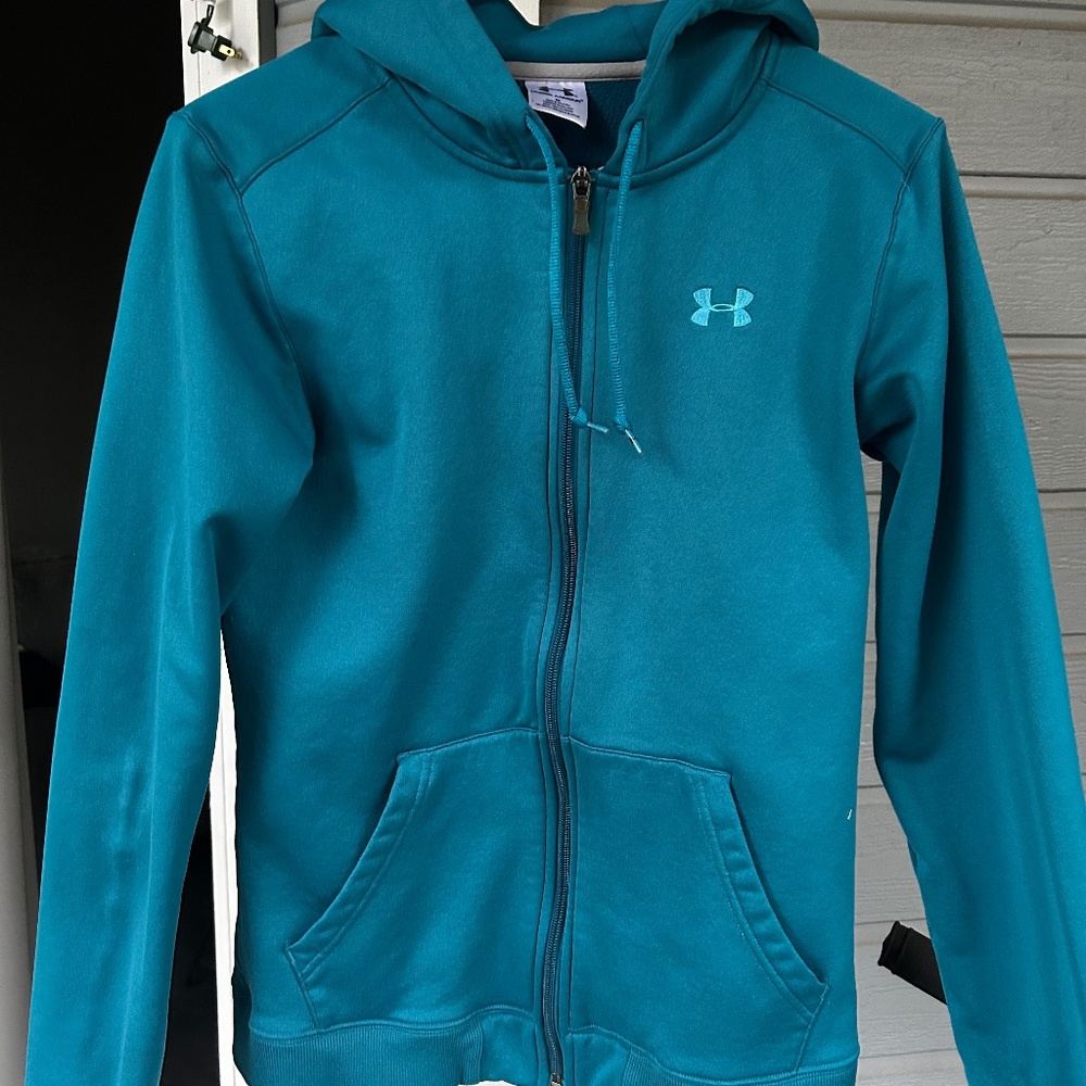 Under Armour zip hoodie size M